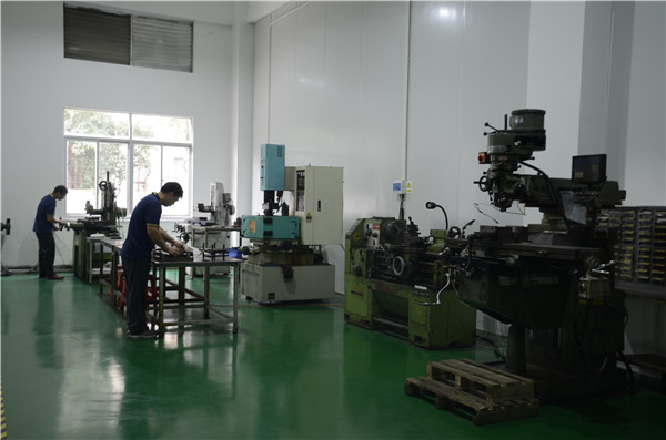 只要你主动,就会与元则汽车继电器有故事
